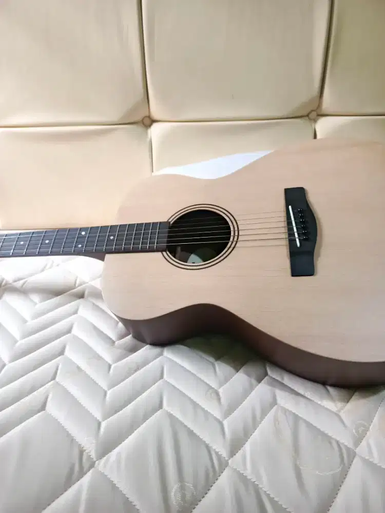 Jual Gitar Yamaha FS400 Original.