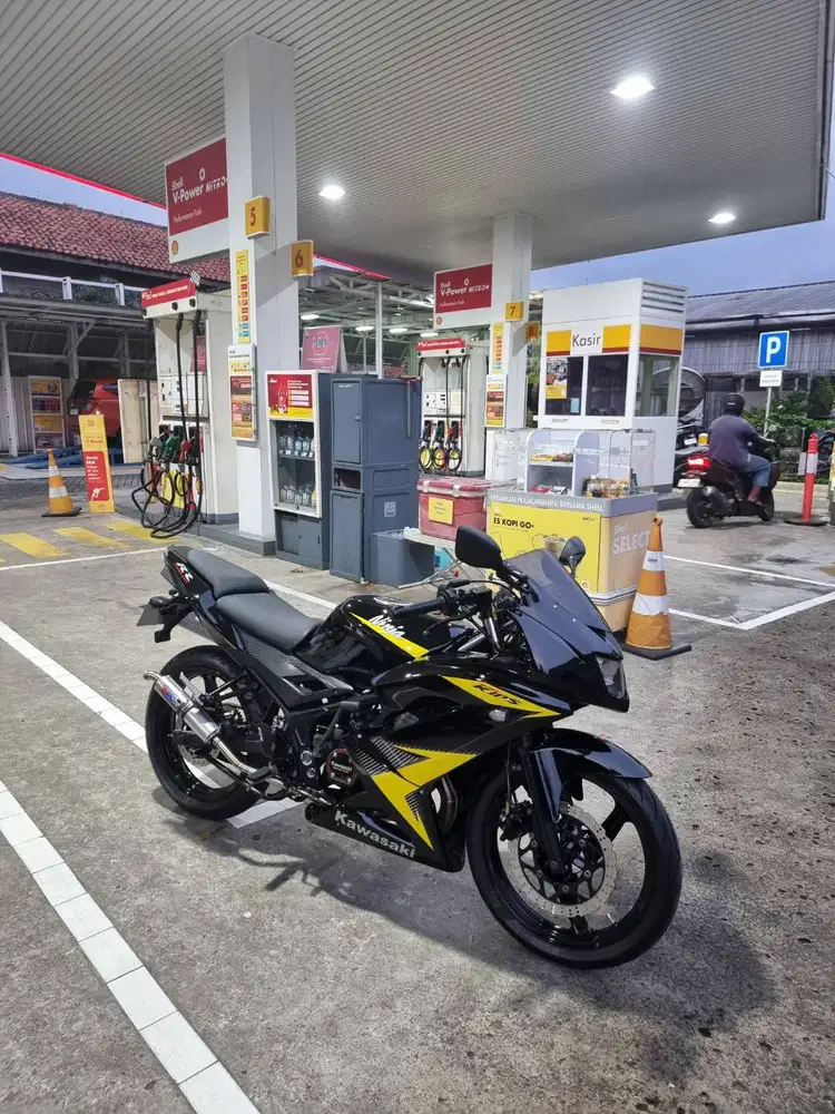 NINJA RR NEW 2014 HITAM