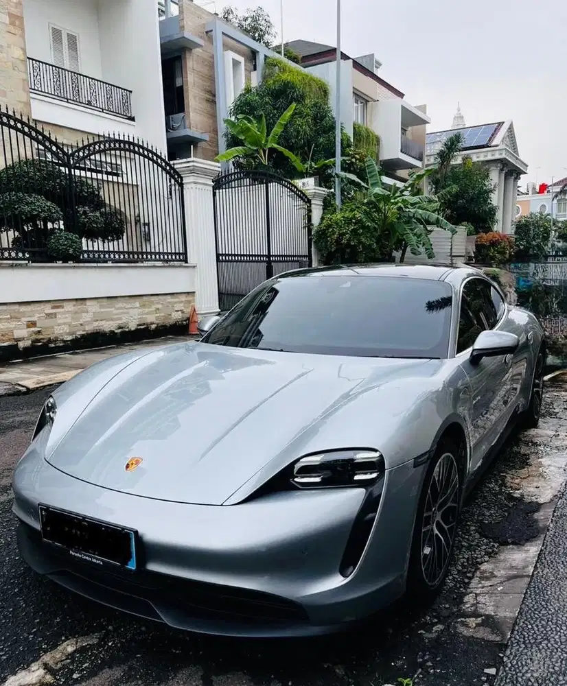 Dijual Porsche Taycan 4S 2021 Kondisi Mulus
