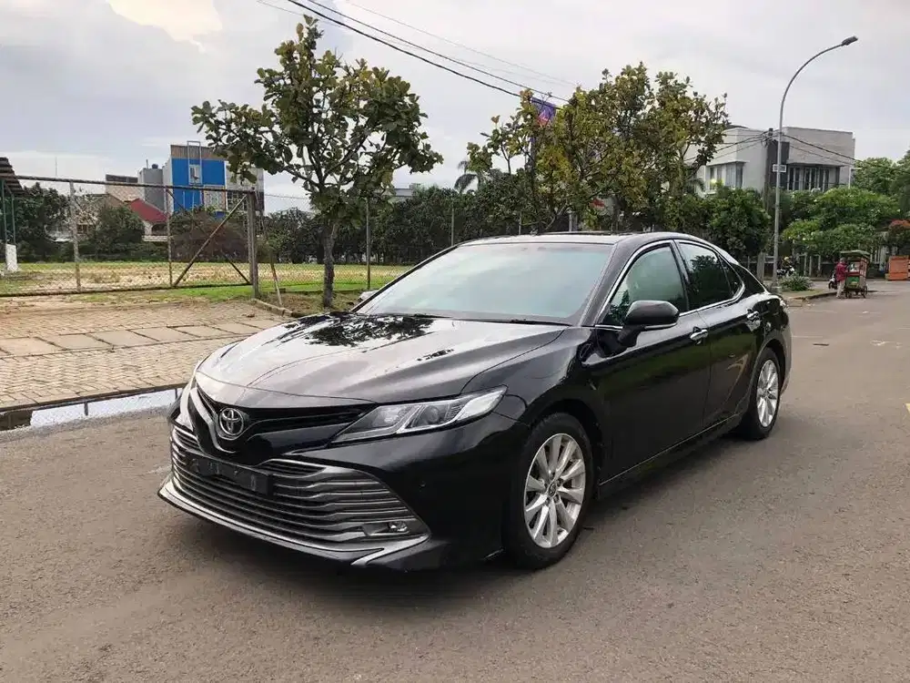 Toyota Camry V 2021