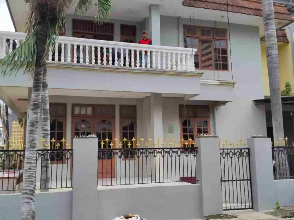 Disewakan Rumah di Rawamangun 4 KT