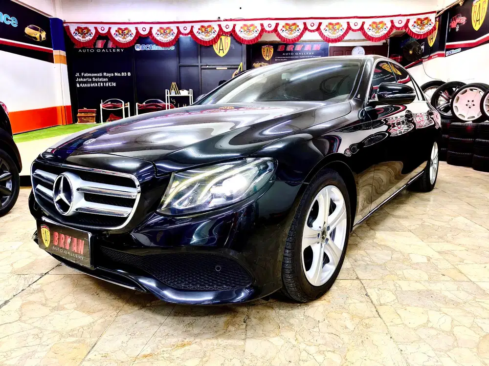 DP10JT MERCEDES BENZ W213 E250 AVANTGARDE 2018 HITAM