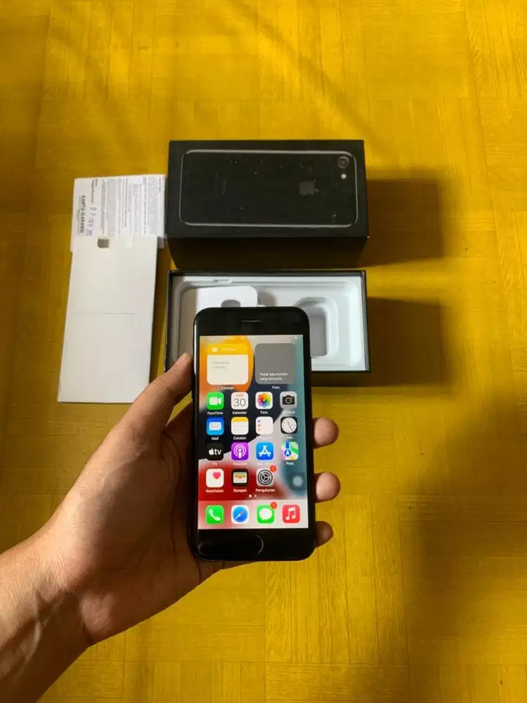 Iphone 7 128GB Jet Black Fullset