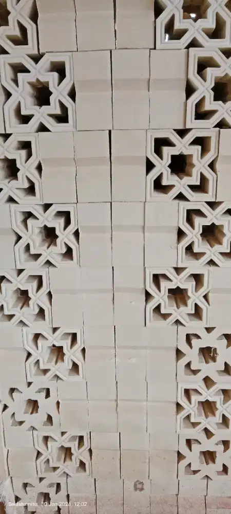 Loster beton minimalis