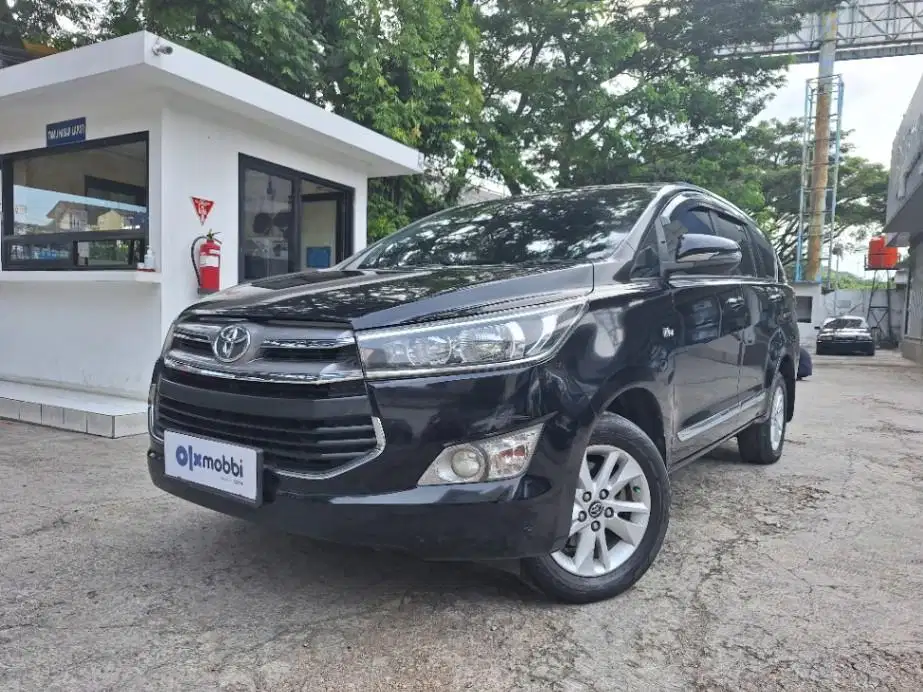 LOW DP Toyota Kijang Innova 2.0 G Bensin-AT 2017 ZKE