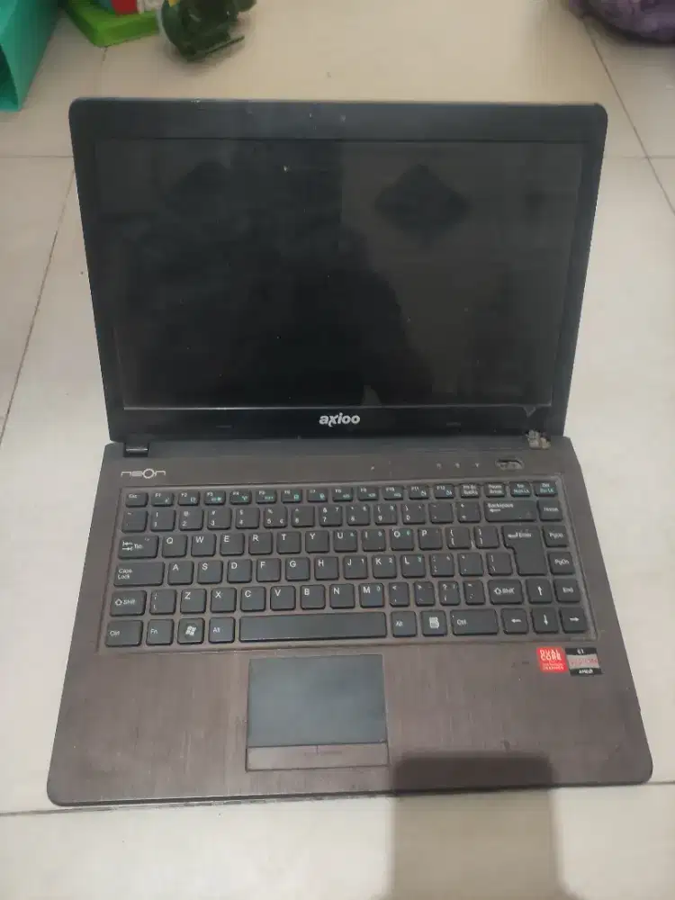Laptop axioo rusak