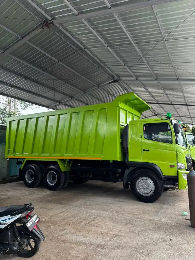 Hino fm 260 jd 2019 unit bagus ban baru semua  indek 30 m3