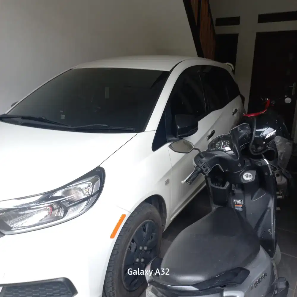 Low KM 14 Rb !!! Honda Mobilio 2023