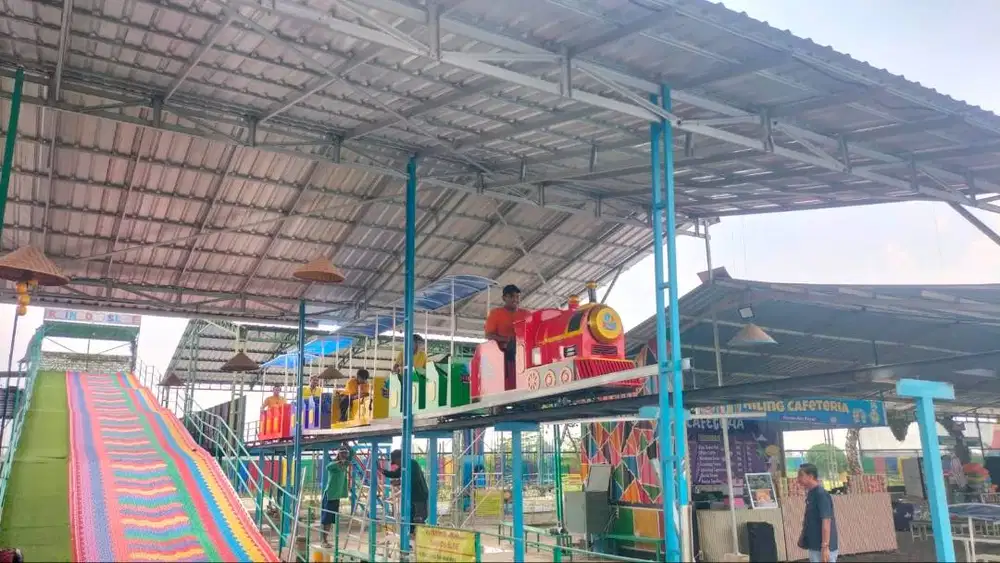 Kereta sawah gerbong odong wahana mainan