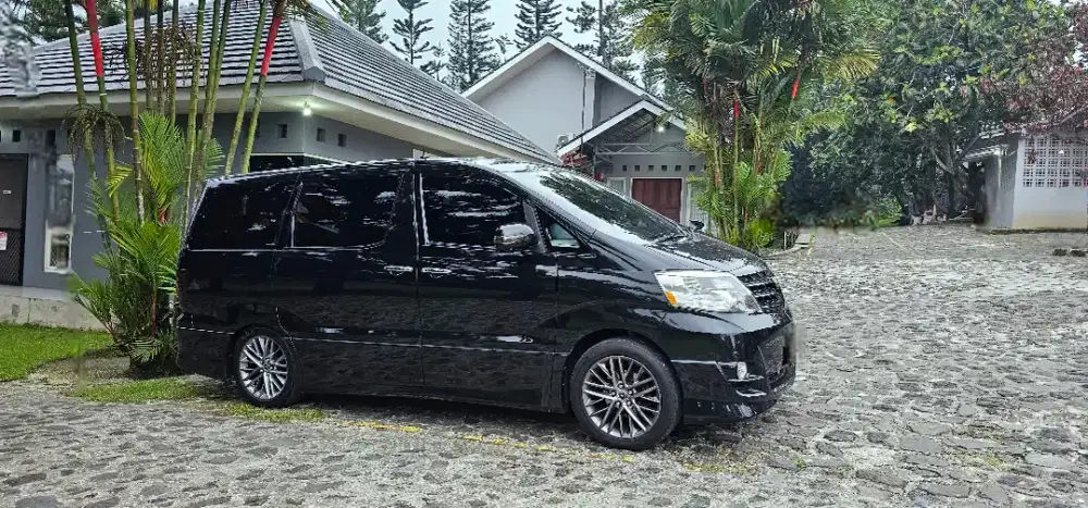 Toyota Alphard 2400cc tahun 2008 last edition, Hitam mulus terawat