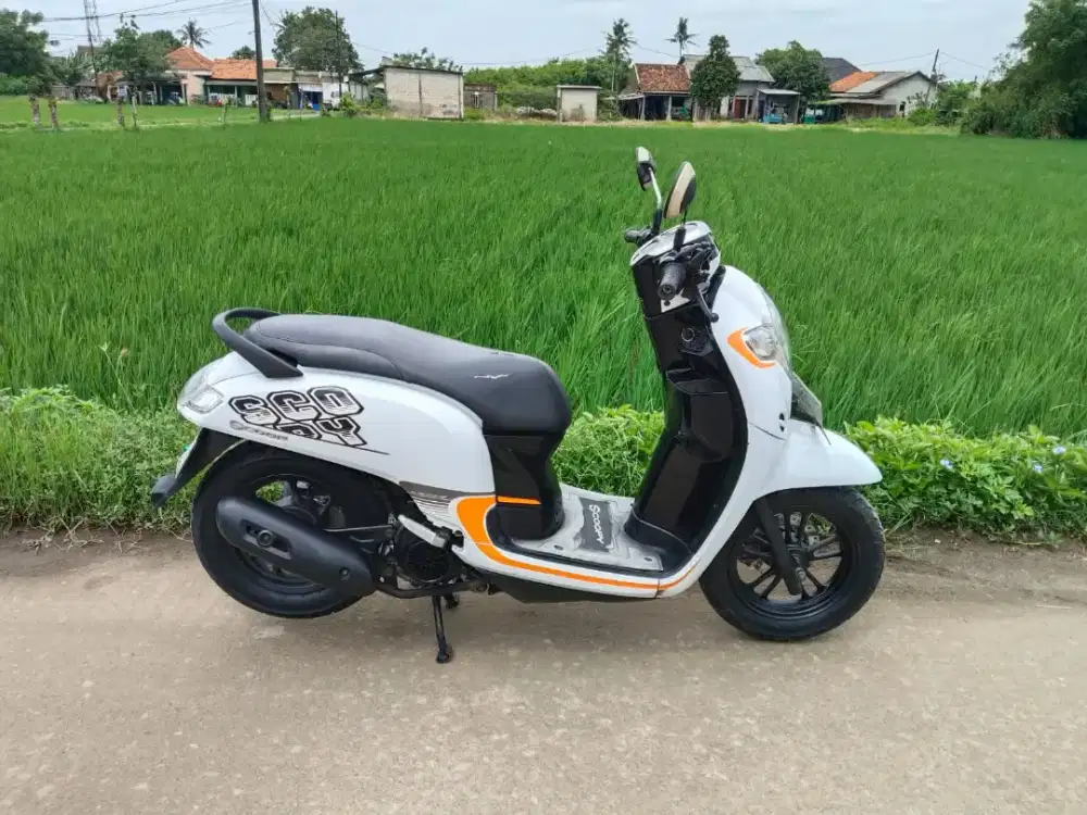 Honda Scoopy f1 esp tahun 2017 mesin halus di Tangerang.