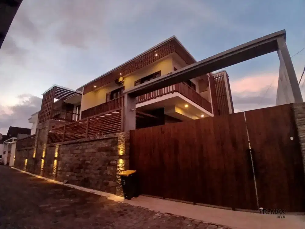 Rumah Mewah Siap Huni Dijual, di Tegal Harum, Denpasar Area