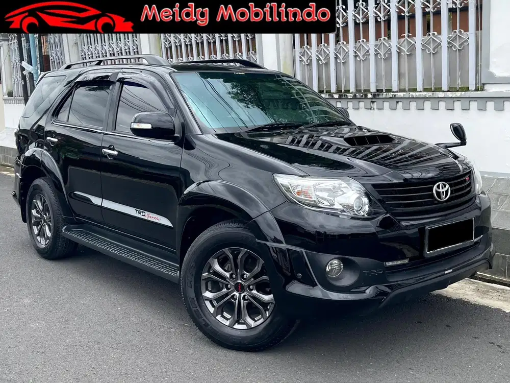 ANTIK KM 33 RB) Fortuner VNT TRD AT Diesel 2014 solar bot g top matic