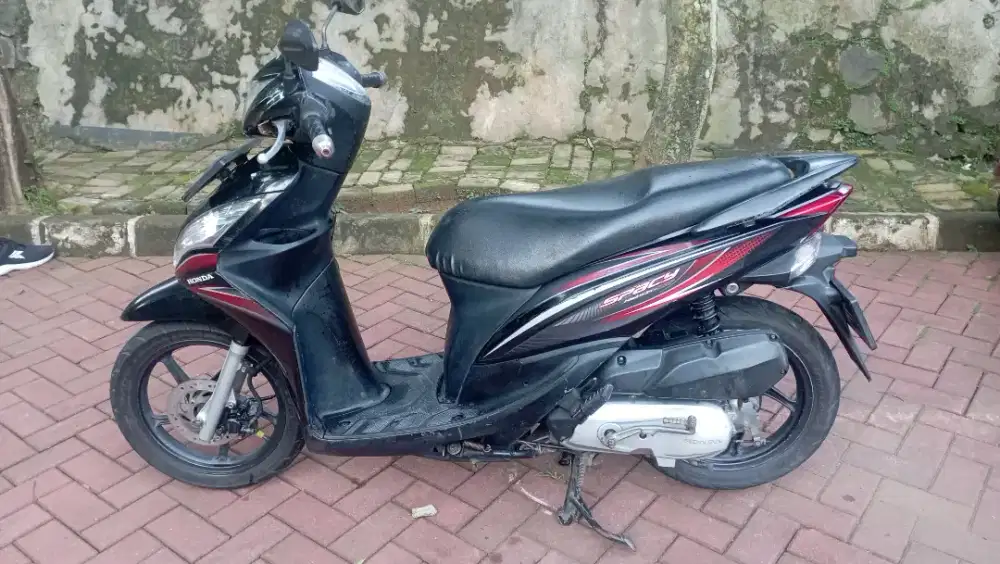 Honda Spacy 2011