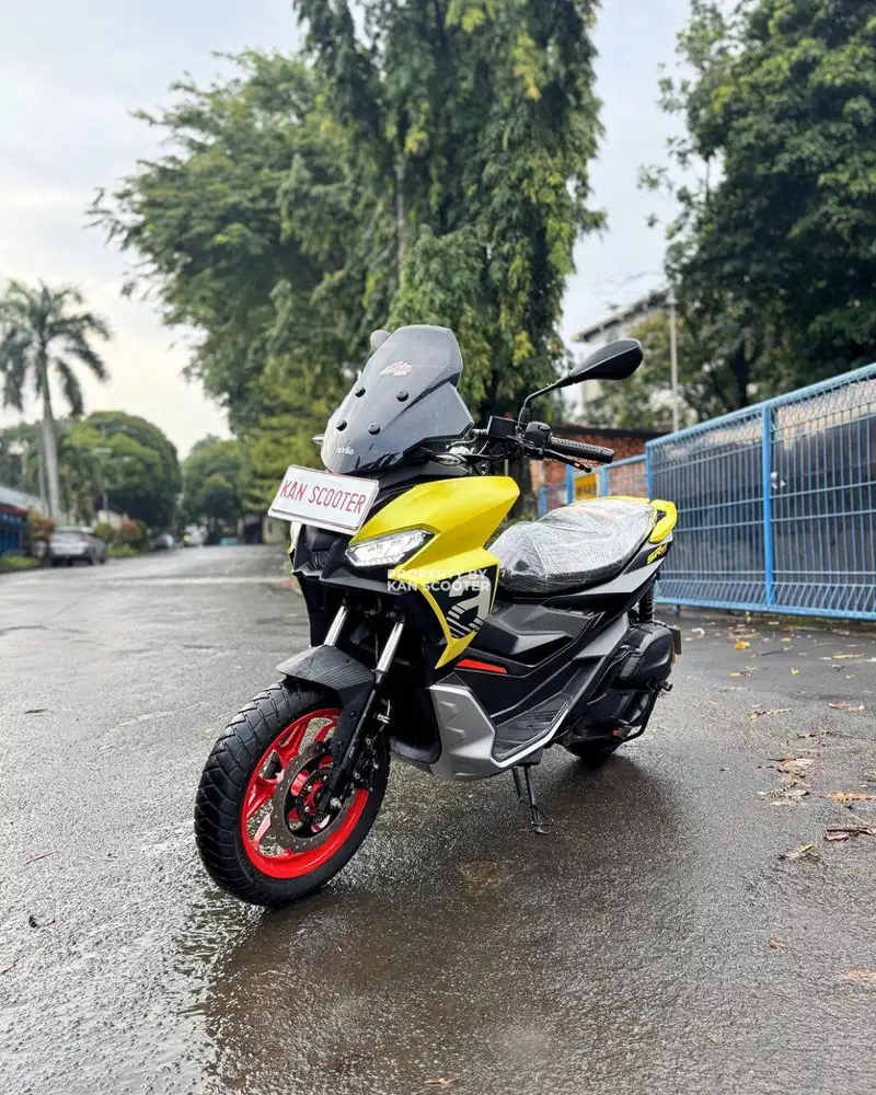 JUAL MURAH APRILIA SR GT 200 2023 MULUS