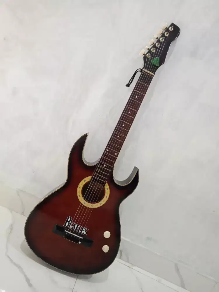 Akustik bisa electrik mulus gitar enteng suara senar empuk  jrg paje