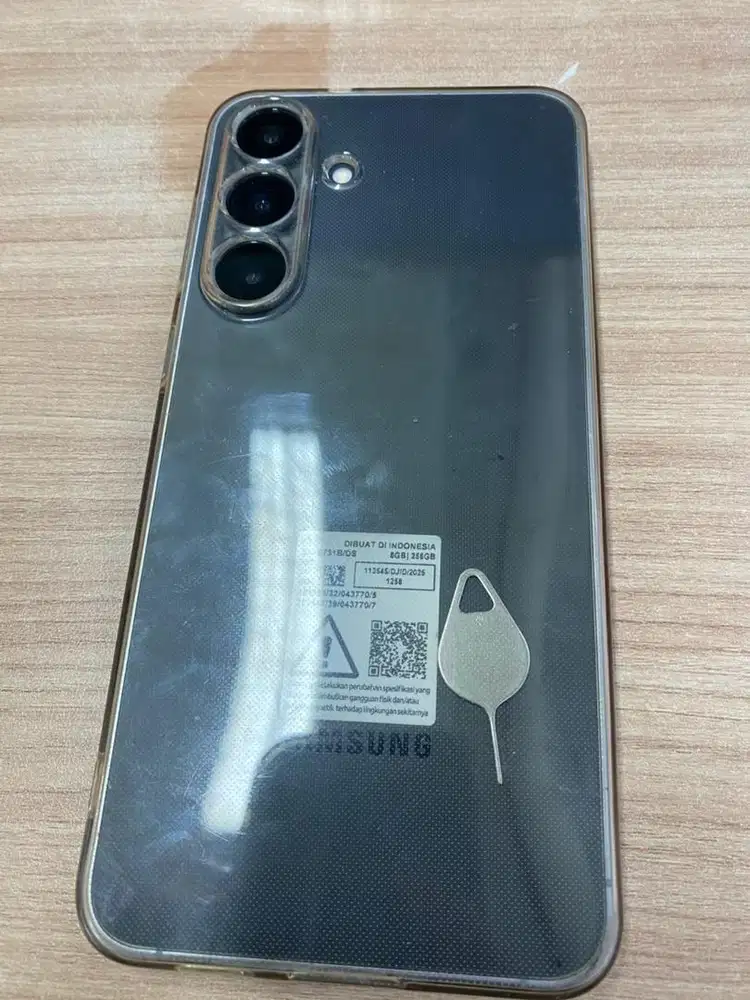 Samsung  S 25 FE ram 8/256