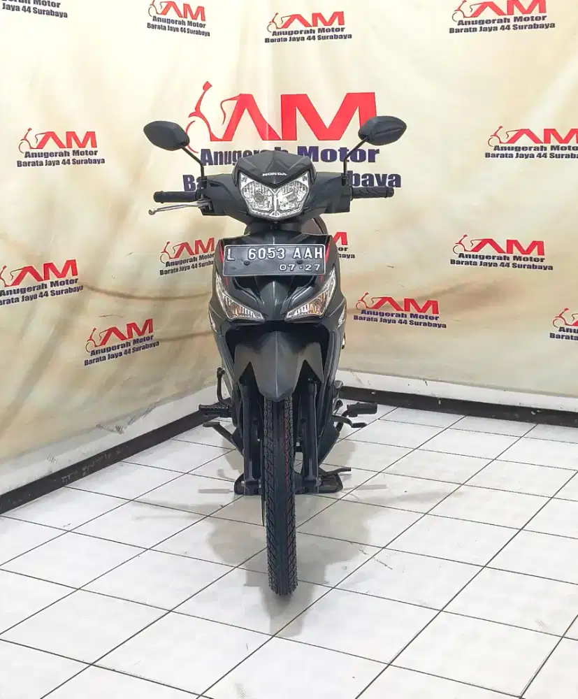 Honda supra x 125 fi Tahun 2017 warna hitam