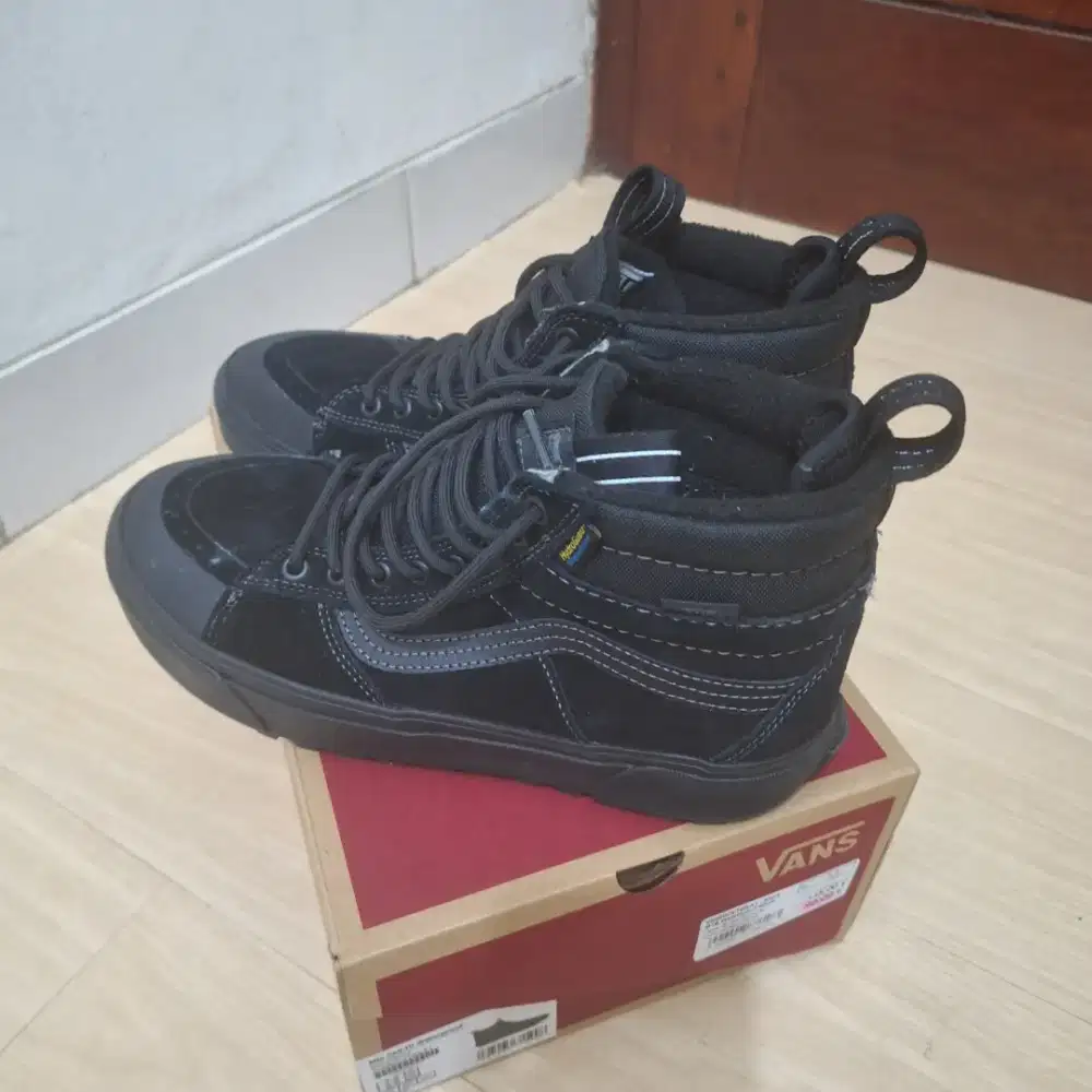 Vans MTE sk8hi waterproof black