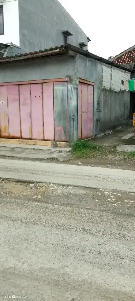 Dijual bangunan ruko lokasi strategis,d jl rya desa pranten-kota gubug