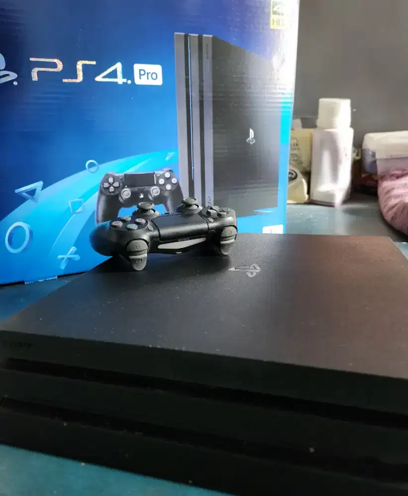 Sony PS4 Pro Playstation 4 Pro 1TB Full Game.