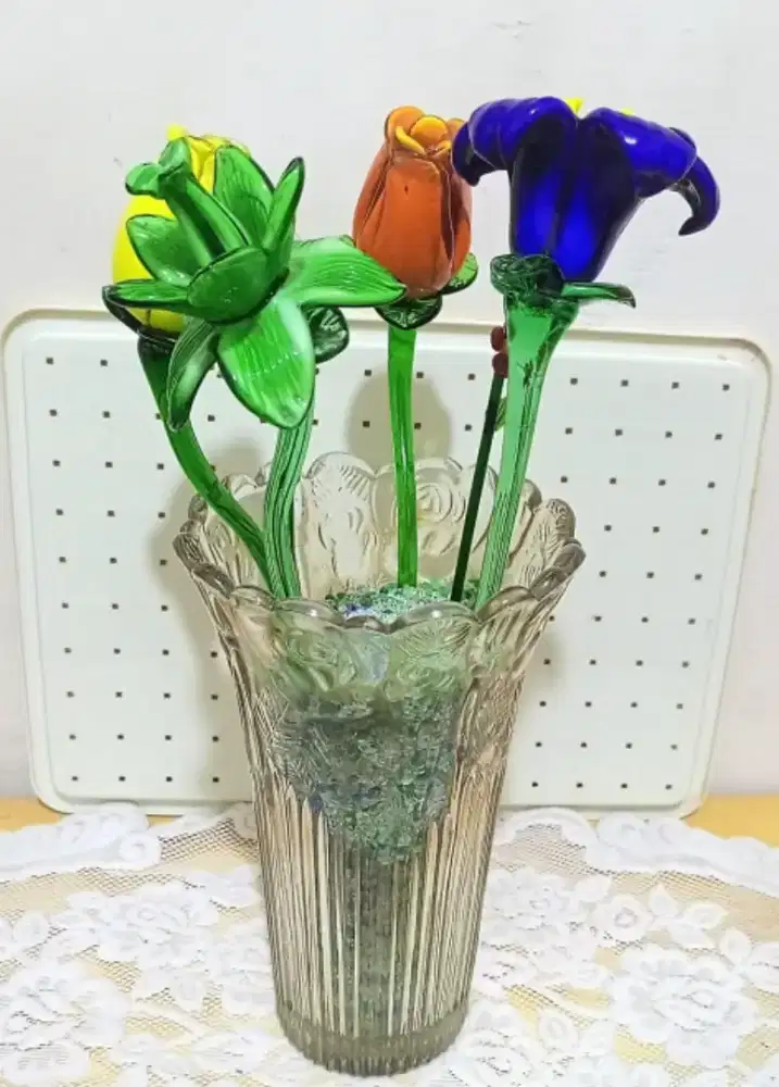 Bunga kristal kaca + Vas