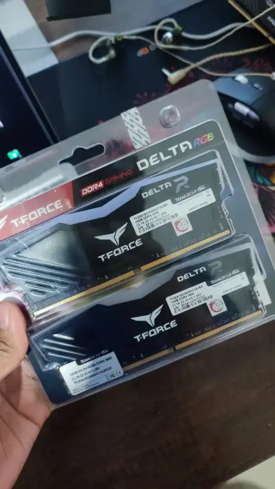 RAM T-Force RGB (16x2) 32 GB - 3600Mhz