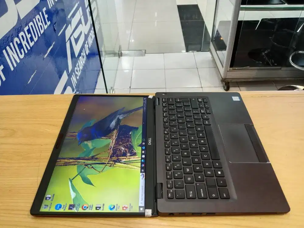 PROMO ULTRABOOK DELL 5300 CORE i5 GEN 8 RAM 8GB SSD 256GB SIAP PAKAI