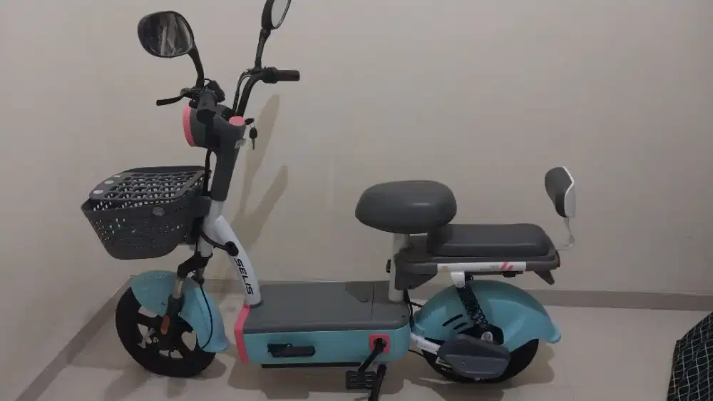 Sepeda Listrik Selis Sanur