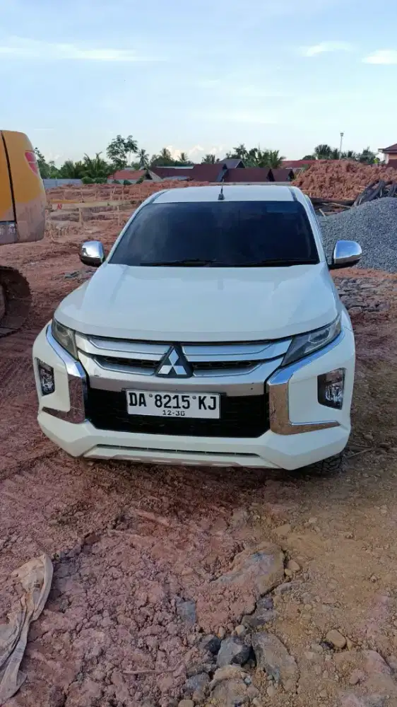 2019 Mitsubishi Triton dc gls