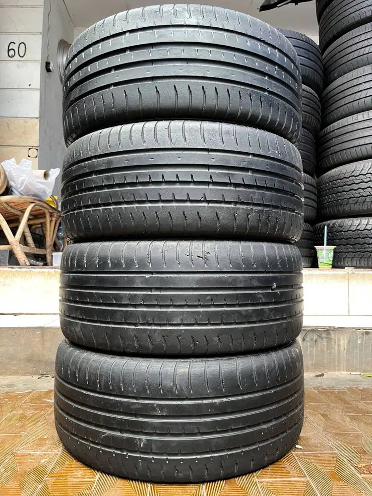 Ban Accelera 225 40 r18 4Pcs