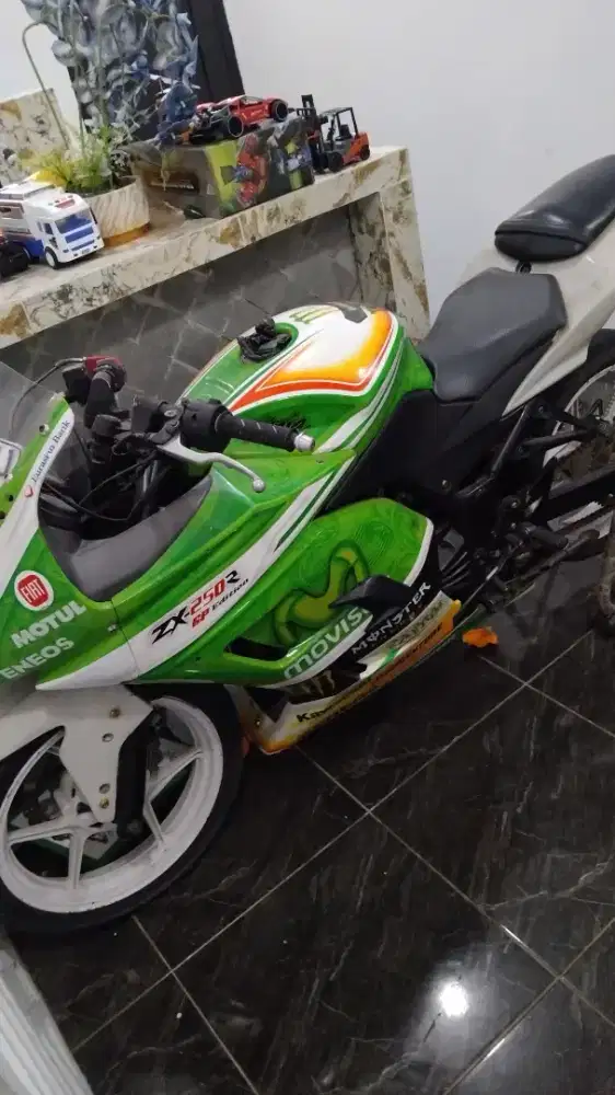 KAWASAKI NINJA EX 250 J