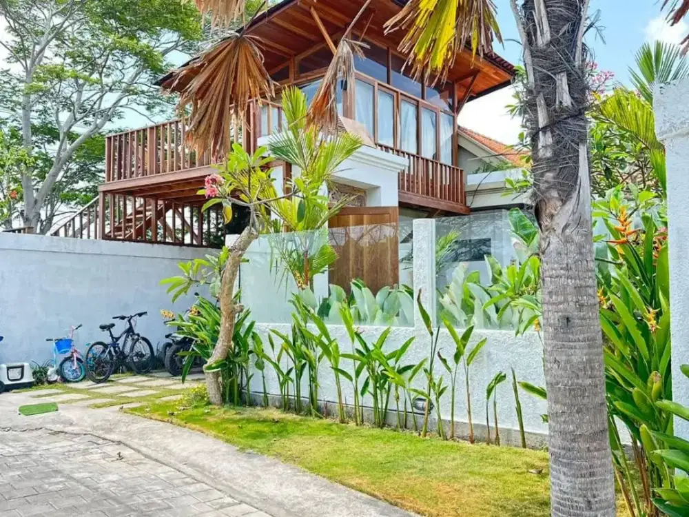 DISEWAKAN TAHUNAN & BULANAN VILLA – 400 METER KE PANTAI