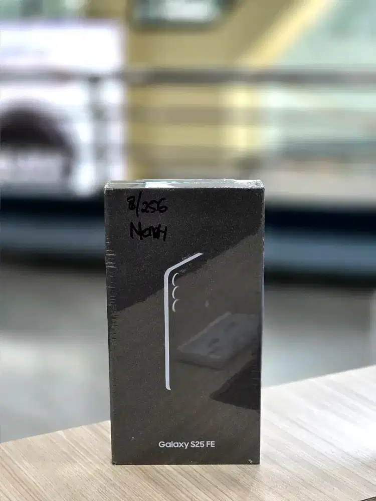 Samsung Galaxy S25Fe Free BudsCore + 25w