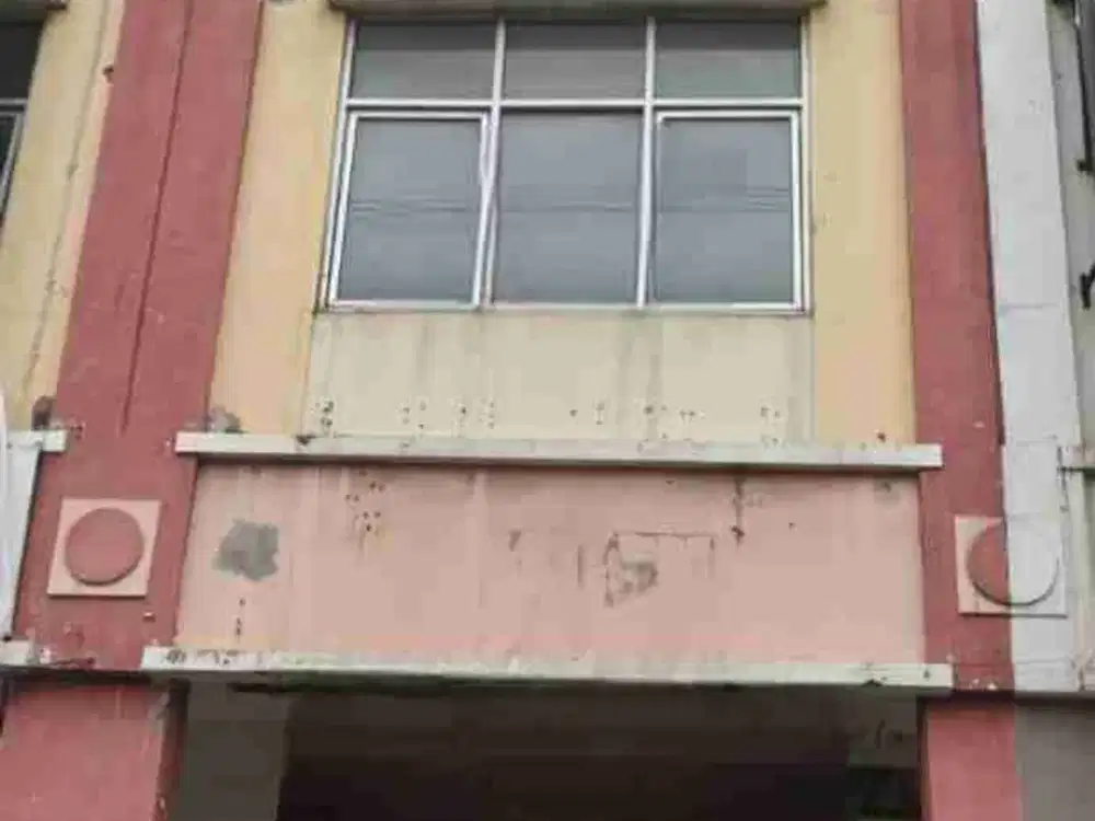 Disewakan Ruko Sentra Hadap Jalan Raya Gading Serpong