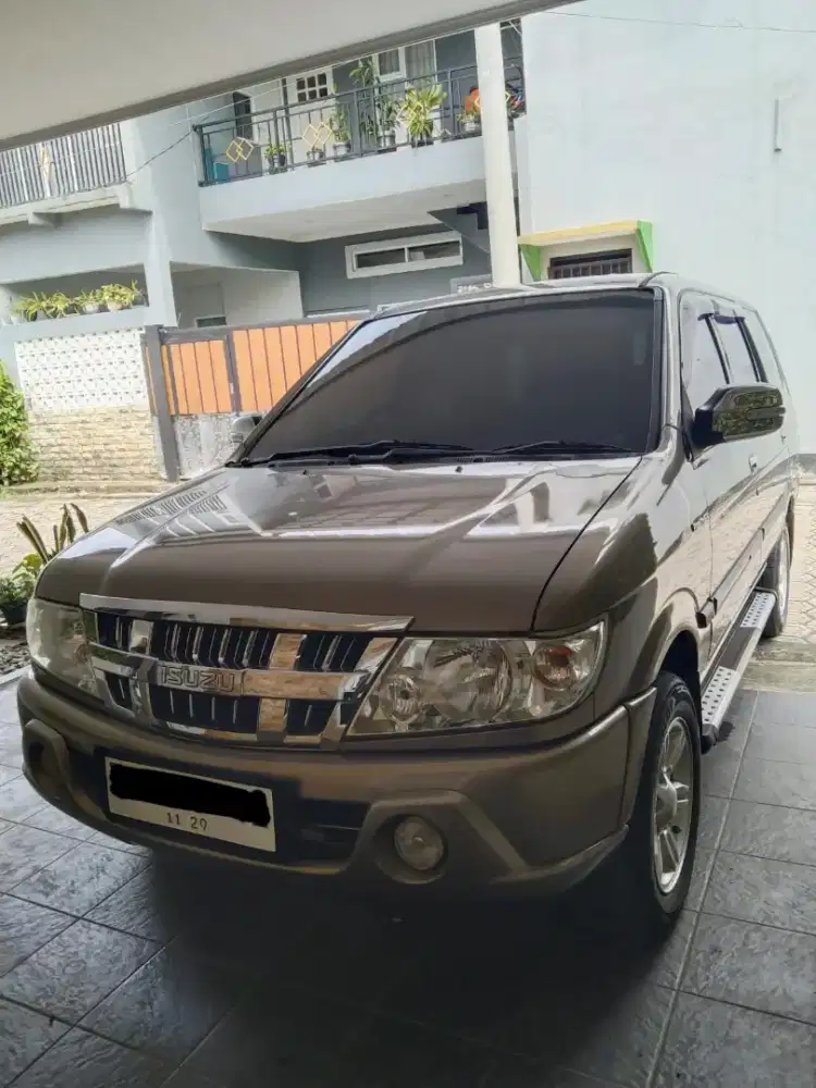 ISUZU PANTHER LS TURBO 2011 DIESEL