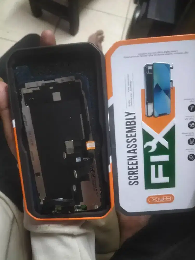 lcd iphone xs edisi msih mulus