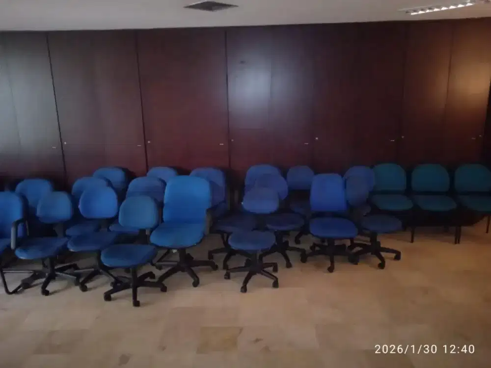 Kursi kantor Indachi