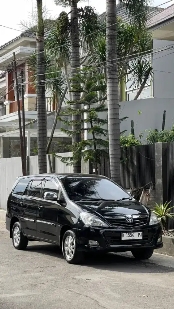 TOYOTA INNOVA G LUX 2.0 AT 2009