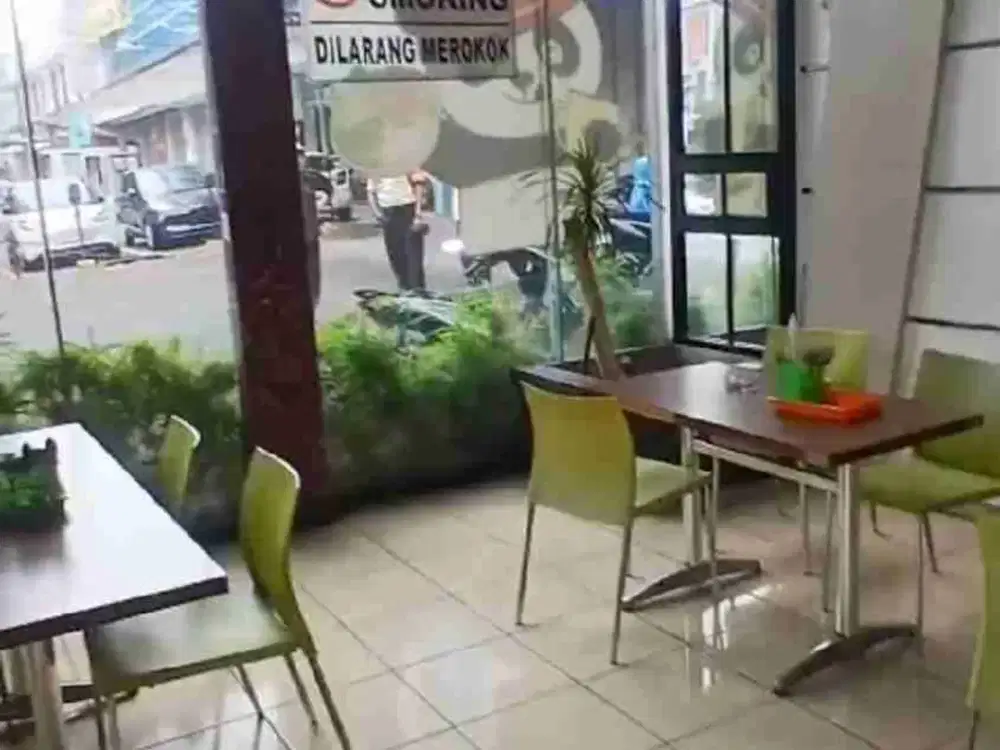 ruang usaha mainroad Bkr cocok u/ cafe bakery startegis