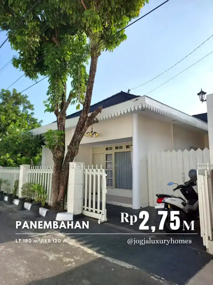 Dijual Rumah Klasik Homey di Lingkungan Kraton