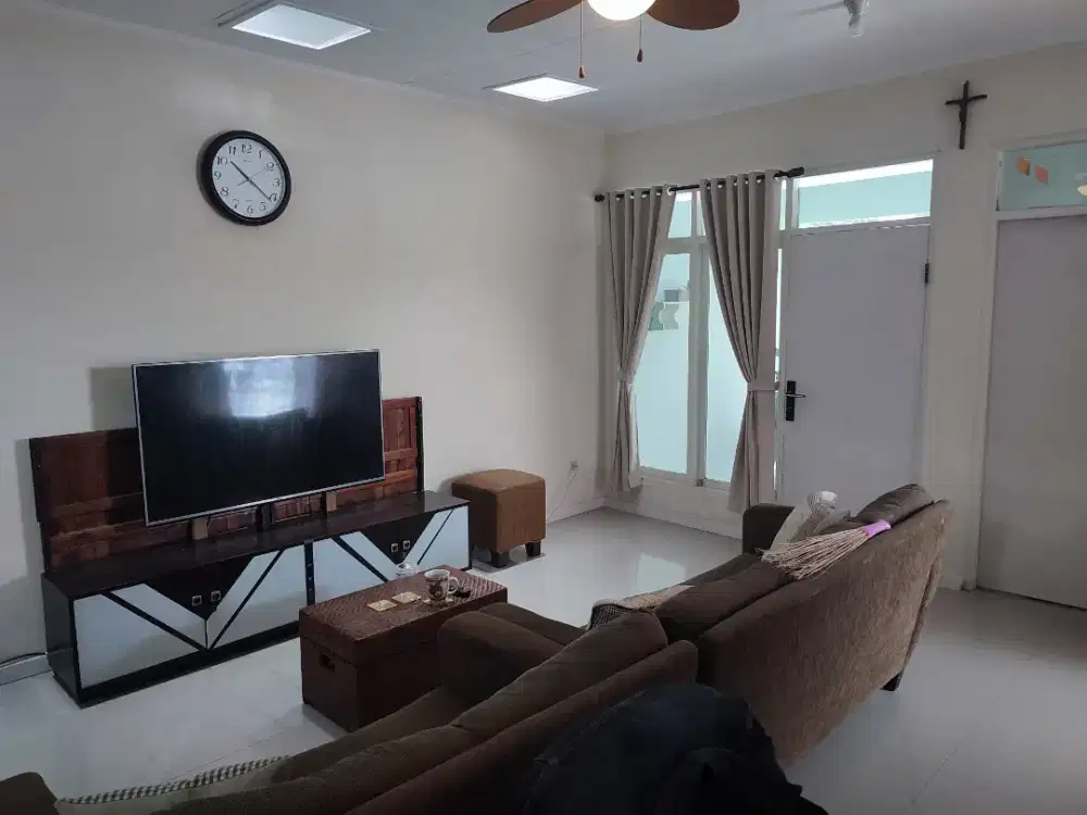 rumh di tengah kota cimahi