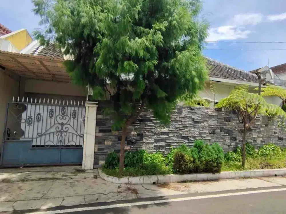 Rumah Luas 225 Jl Bunga-bunga Sukarno Hatta