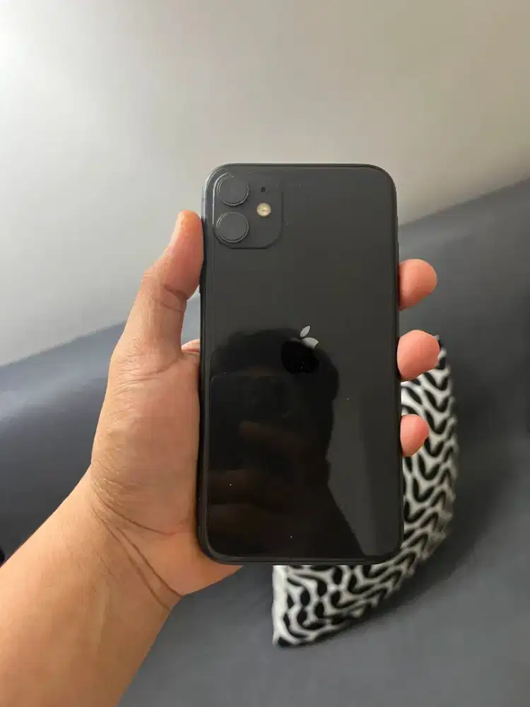 iPhone 11 128GB kondisi lock lupa password