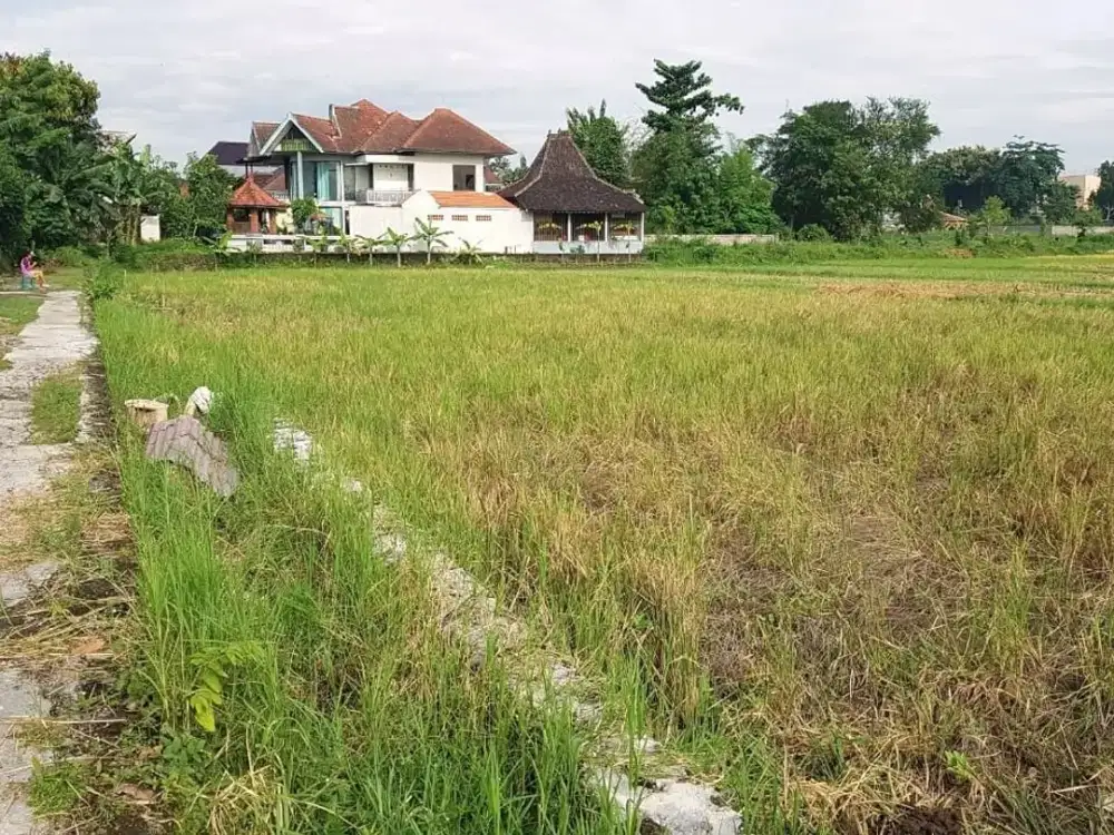 Tanah Premium Depan Ambarukmo Plaza , Siap AJB