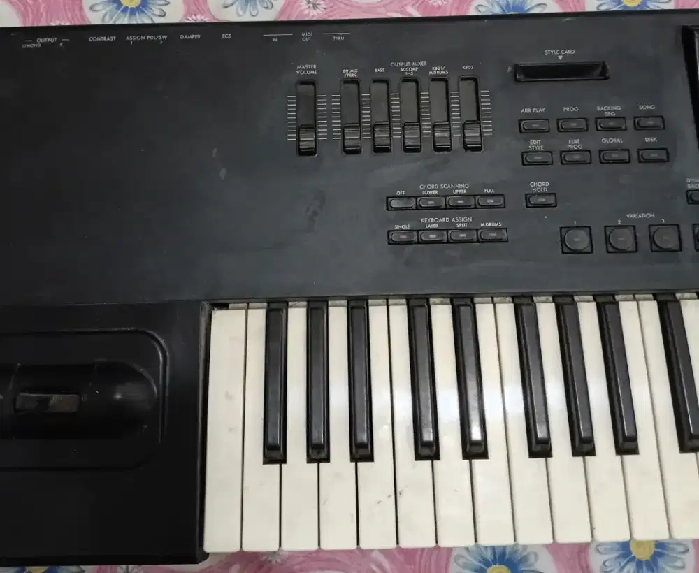 Keyboard Korg i2 Vintage Workstation 90s