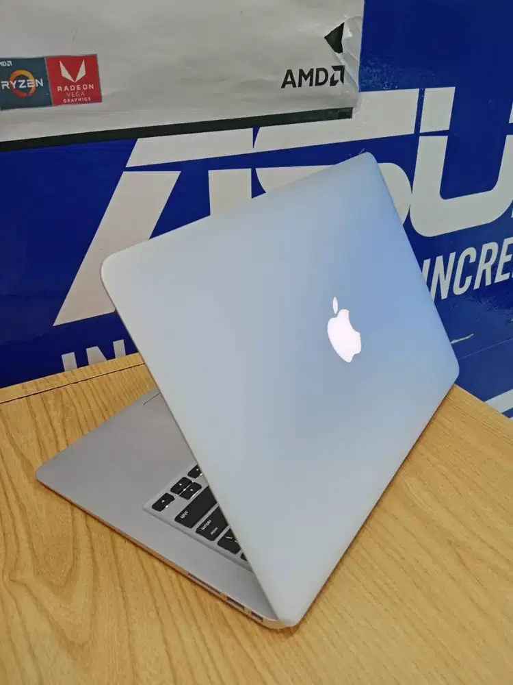PROMO Macbook Air 2015 Intel Core i5 RAM 4GB SSD 256GB MacOs Monterey
