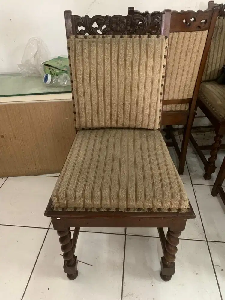 Preloved Kursi Kayu Antik-4 Kursi