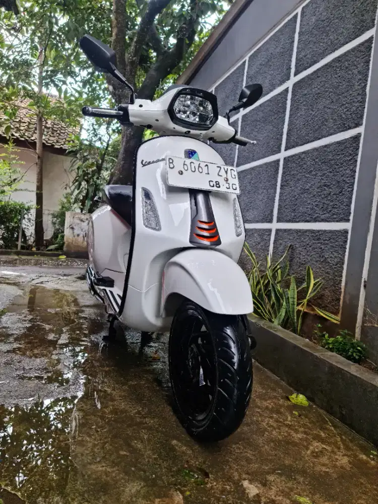 Vespa Sprint S thn 2025