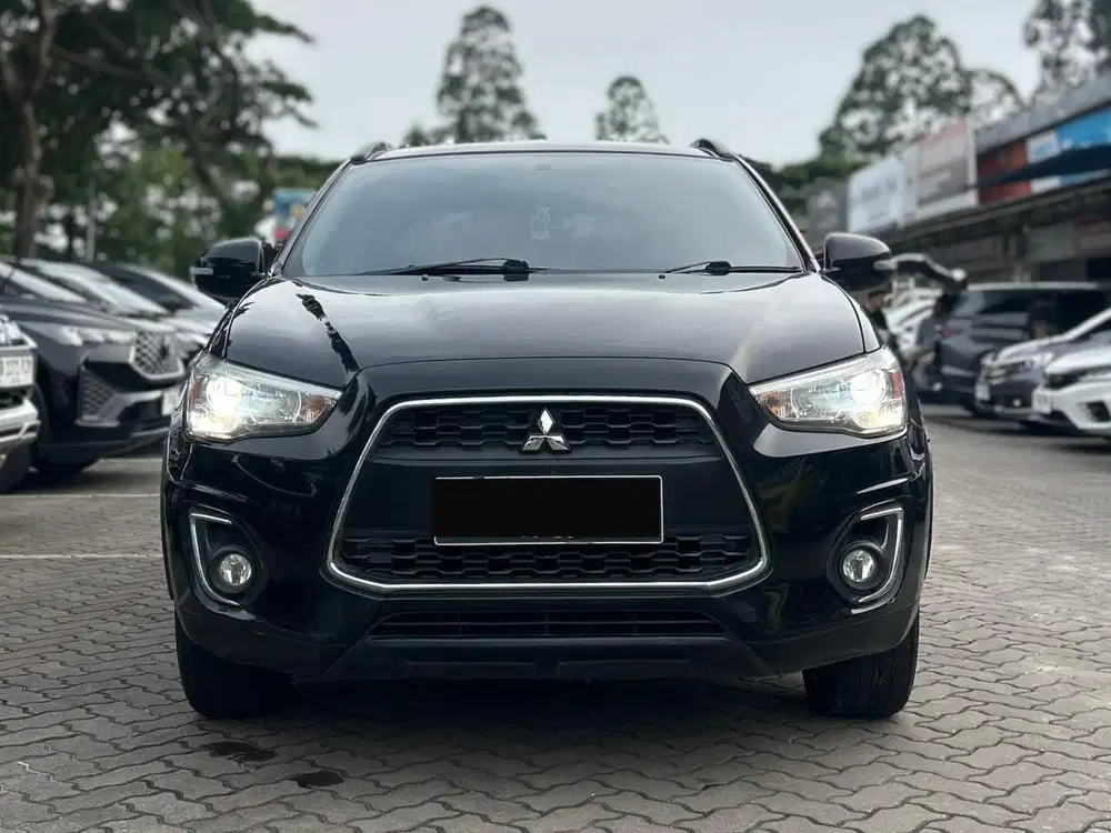 TERMURAH MITSUBISHI OUTLANDER SPORT PX 2.0 AT 2016 HITAM